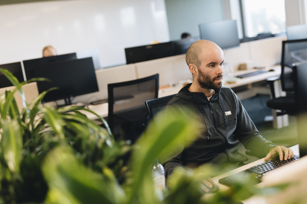 Mid-level AWS Cloud DevSecOps Engineer